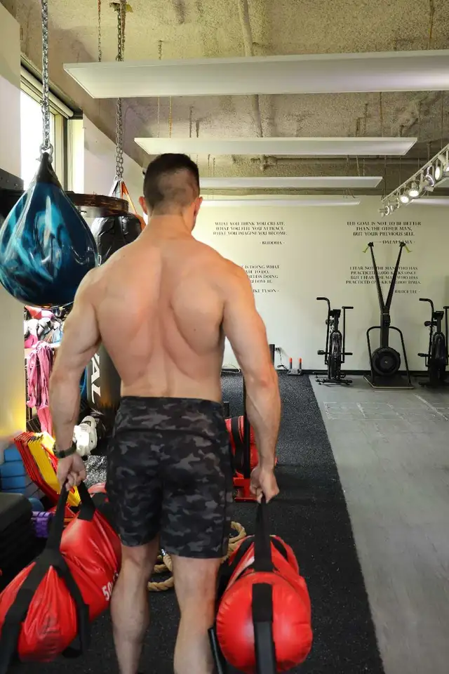 Entraîneur Physique Depuis 2014 in Fitness & Personal Trainer in City of Montréal - Image 10