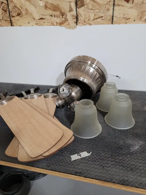 Ceiling lights64866388907010124