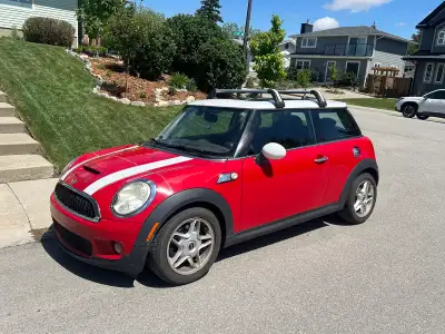 Hi there, I have for sale a 2007 Mini Cooper S turbo, 6 speed manual! I am the second owner, first o...
