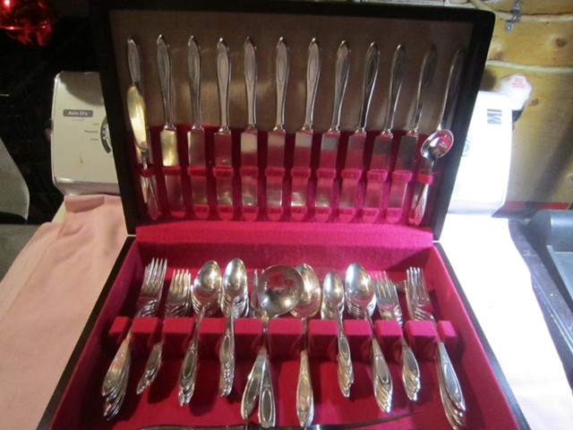 ADAMS silverware set for 12 in Arts & Collectibles in Cole Harbour - Image 2