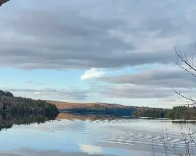 chalet à louer, lac Stukely, mont Oford,  Estrie, Canton, Québec, View more