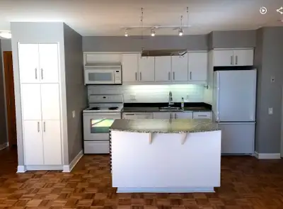 1 bedroom condo @ Yonge and Sheppard – Spacious and Bright!
