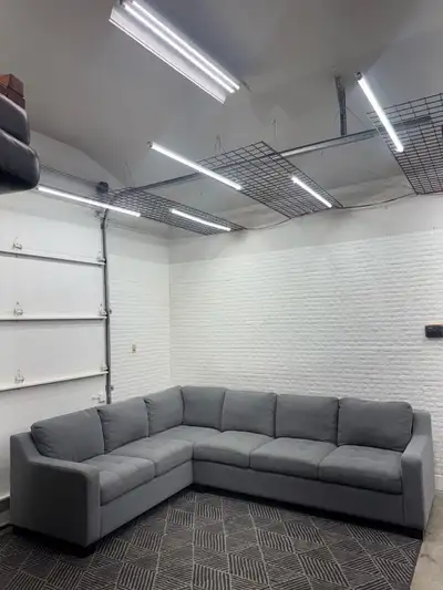 modern sectional ️(Free Delivery), View more