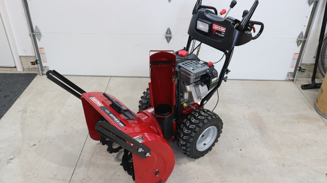 Craftsman 27 Inch Snowblower...Great Shape. in Snowblowers in St. Catharines
