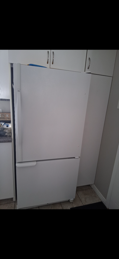 Réfrigérateur et cuisinière, View more