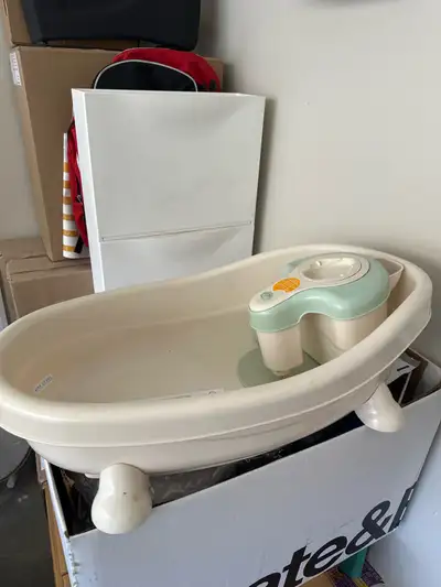 Spa and shower baby tub, View more
