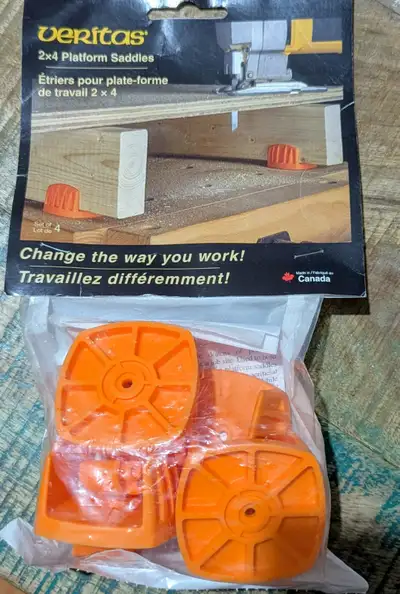 Veritas 2x4 platform saddles, set of four, made in Canada by Veritas Tools. Designed to support stan...