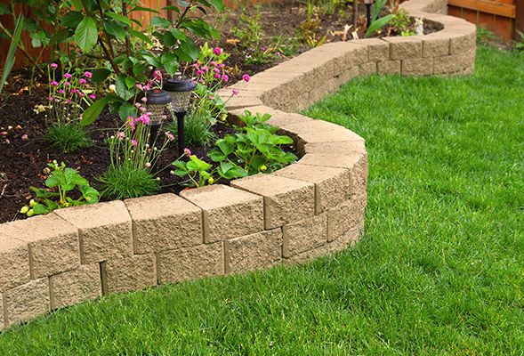 interlock driveways,paver stones porch installation 6474002021 in Patio & Garden Furniture in Mississauga / Peel Region - Image 2