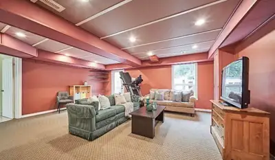 Fully above ground spacious walkout basement for rent. Lots of sunlight with large windows and groun...