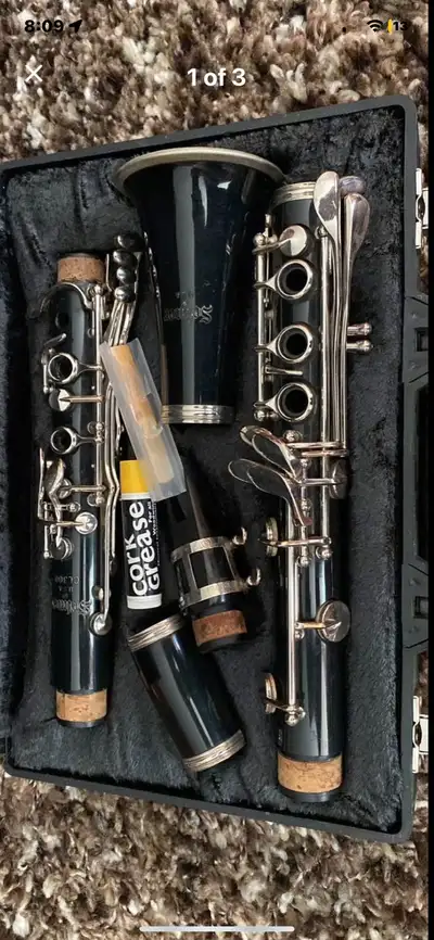 SELMER CLARINET Model CL-300 with case.For school band.Mint cond, View more