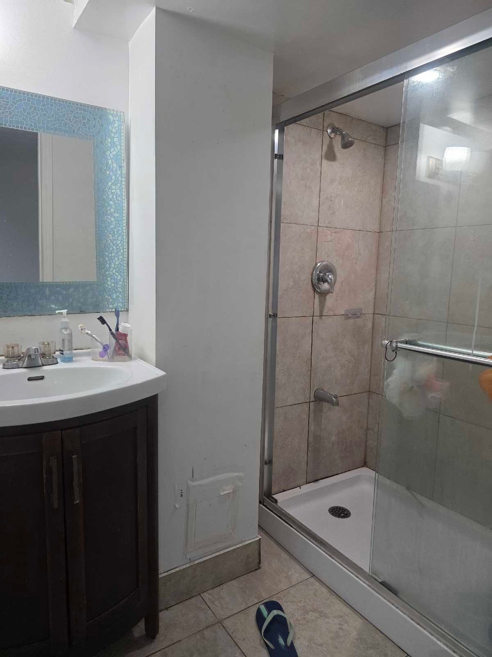 Basement available for Rent 2