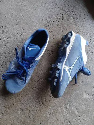 Boys size 8.5 baseball cleats shoes mizuno, View more