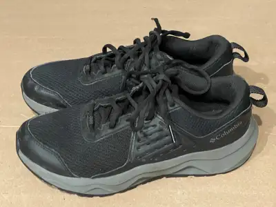 Columbia Hikers - Men Size 7.5, View more