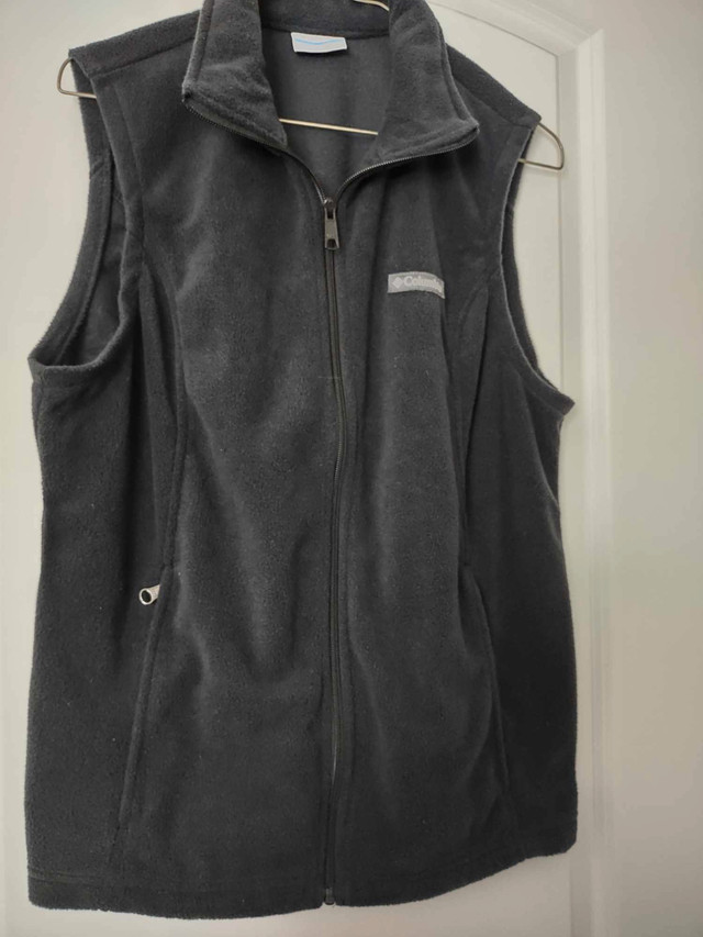 Women's Clean, Columbia, Black Fleece Vest -- Yorkton, Sk in Women's - Tops & Outerwear in Regina
