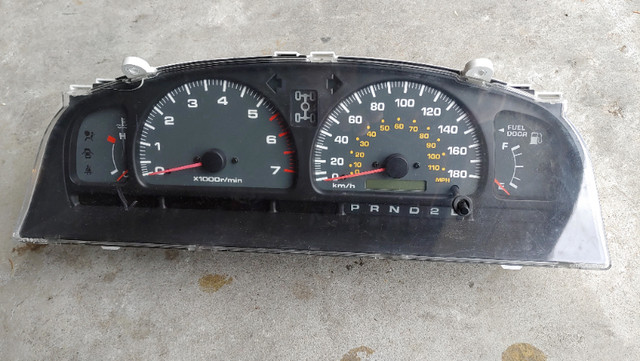 2000 Toyota 4runner Limited instrument cluster gauges in Other Parts & Accessories in Hamilton