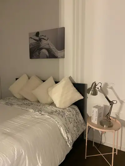 one room for rent