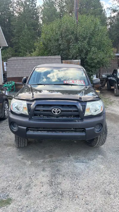 New brakes. New windshield. No rust. Pullys and serpentine replaced. New AC compressor. Like new int...