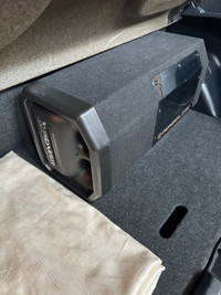 PIONEER subwoofer 250W. Like new.