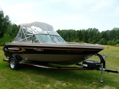 Princecraft Super Pro 176 Special Edition (2007) 2 iem propriétaire tres bonne condition entretiens...