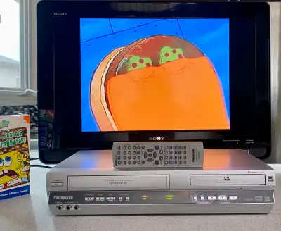 Panasonic PV-D4745S DVD/VCR combo player is the perfect solution for enjoying both DVDs and VHS tape...