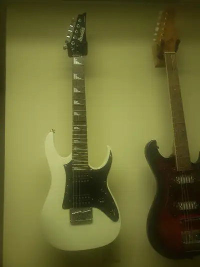 Ibanez micro arctic white, View more