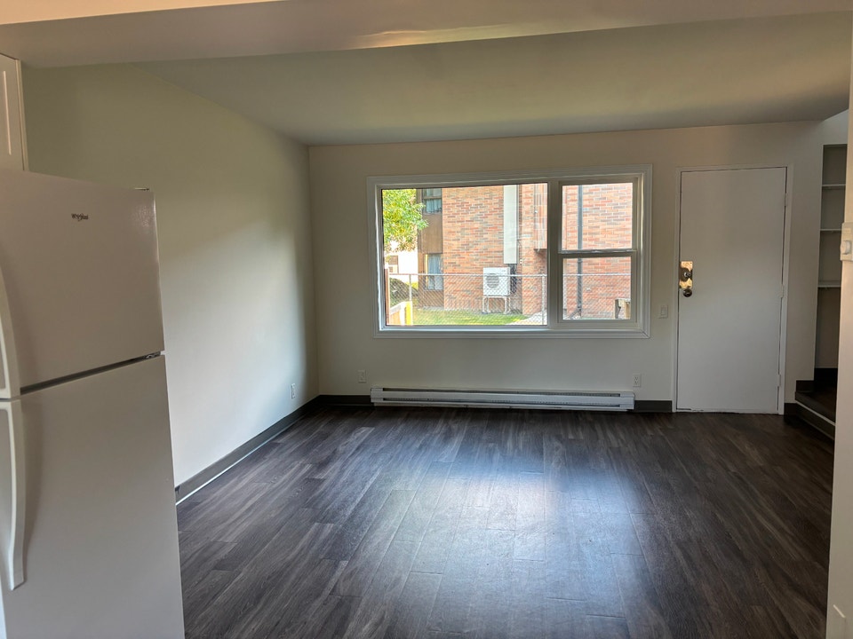 2 Bedroom Townhouse- Maples 3