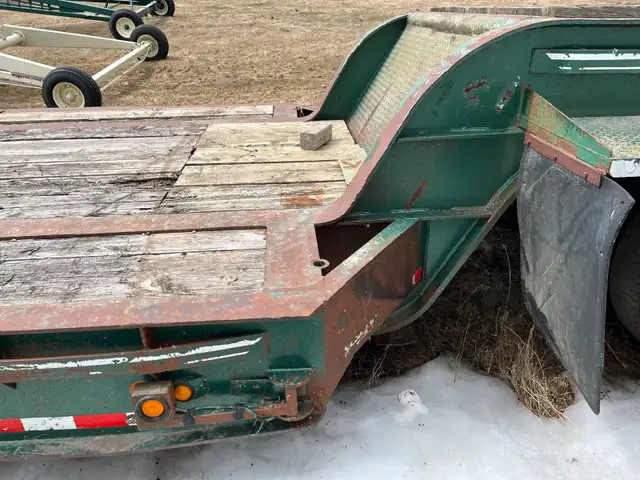 10ft x 24ft 16 Wheel Lowbed with converter dolly  in Heavy Equipment in Saskatoon - Image 3