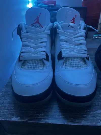 Jordan 4 G white cement, View more
