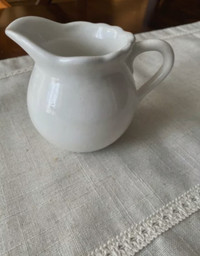 Creamer cup