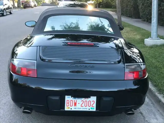 2000 Porsche 911 Carrera in Cars & Trucks in Calgary - Image 6