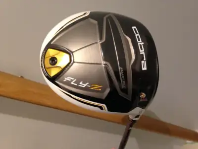 Good used condition regular flex Cobra FLY-Z driver with adjustable loft settings from 9 degree - 12...