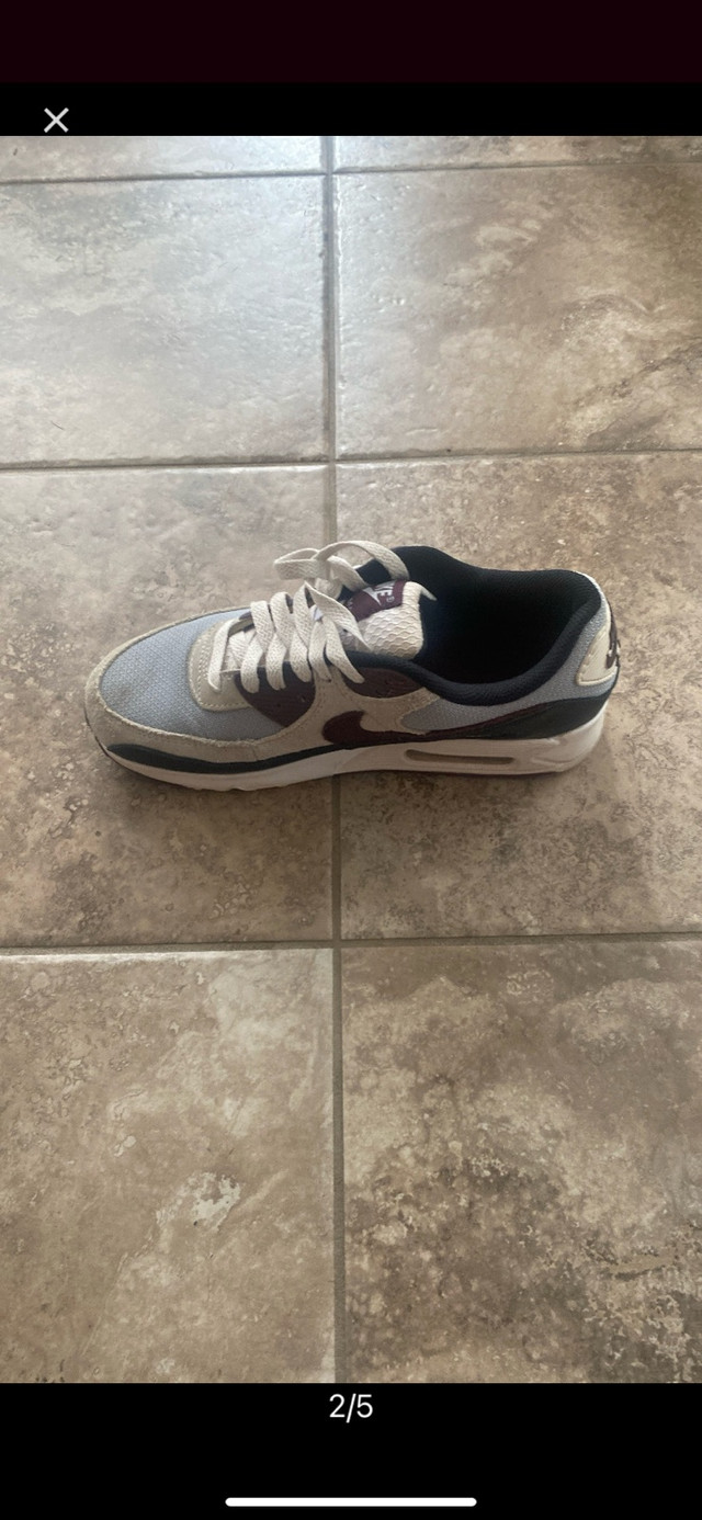 Air max 90 in Women's - Shoes in Ottawa - Image 2