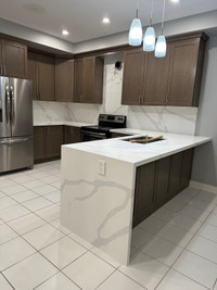 Quartz granite kitchen countertops