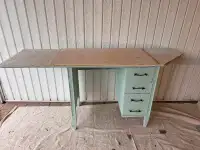 Pottery Wedging Table