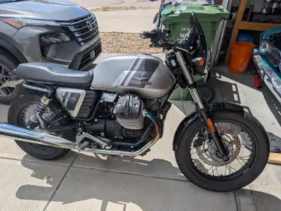 2014 Motto Guzzi V7 Special 750cc aircolled. Shaft drive so low maintenance. In great almost like ne...