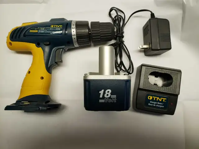 Dewalt drills in Power Tools in Hamilton - Image 3
