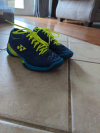 Yonex Badminton shoes 