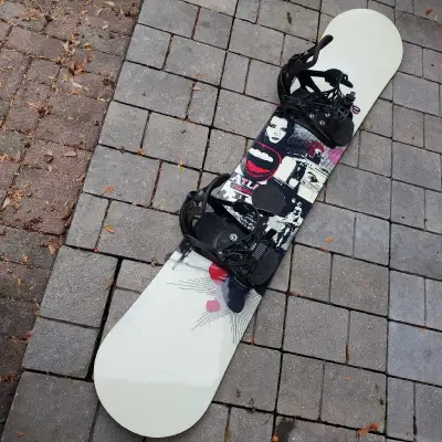 158cm ATLANTIS Snowboard with Rossignol Bindings , View more