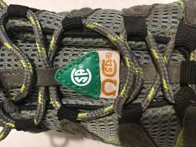 Brand New Women’s DAKOTA Safety Sneakers in Women's - Shoes in Grande Prairie - Image 8