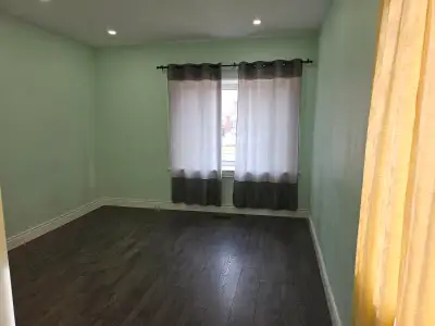 Private Room for Rent-Scarborough (Markham Rd/Ellesmere Rd)