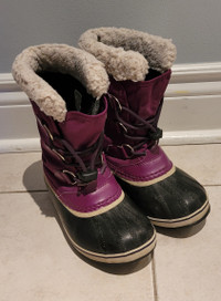 Kids Sorel Winter Boots (Size 2)