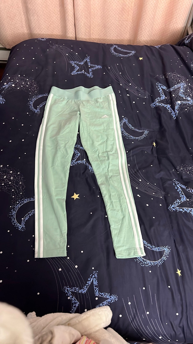 Adidas mint green leggings  dans Femmes - Pantalons et shorts  à Laval/Rive Nord