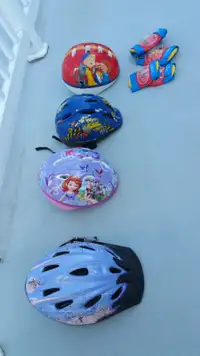 Lot de casque à vélo pour enfant