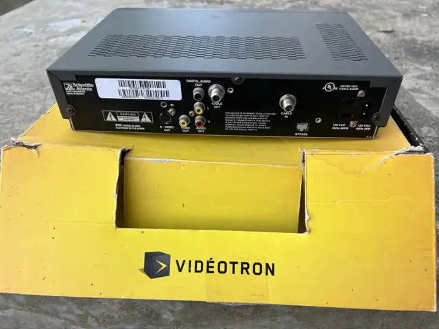 Vidéotron 4K Digital Decoder in Perfect Condition64739293521539120