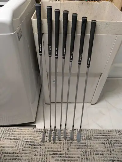 Srixon ZX5 MKII 4-PW RH, View more