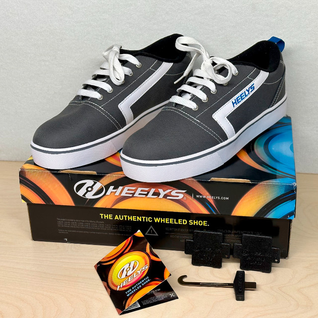 NEW in Box. Heelys GR8 Pro Wheeled Shoes Sz 11 in Men's Shoes in City of Toronto
