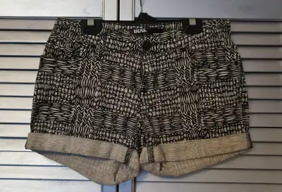 BDG Cotton 'Shortie' Shorts - Women's Size 25, View more