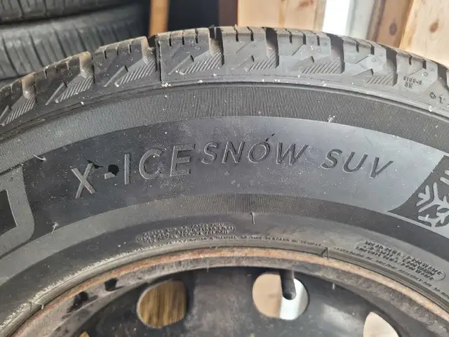 Michelin X-Ice winter tires and rims 225 70/R16 in Tires & Rims in Peterborough - Image 3