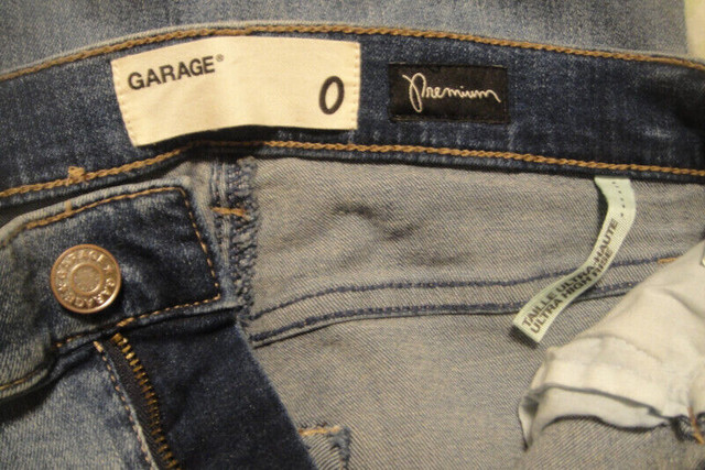 Women Juniors Garage High Rise Jeans Size 0.  W24" Distressed in Women's - Bottoms in Markham / York Region - Image 4