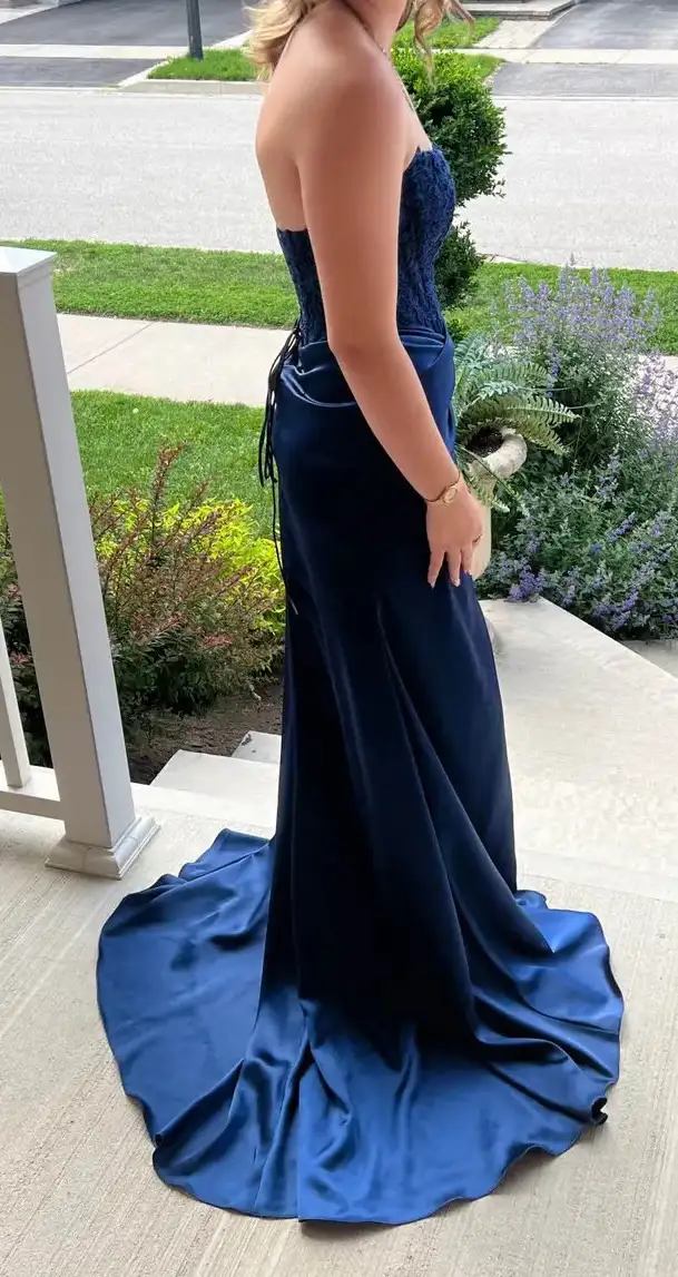 Beautiful Blue Mermaid Dress in Women's - Dresses & Skirts in Kitchener / Waterloo - Image 5